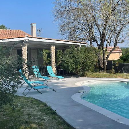 Villa Camille Céreste 외부 사진