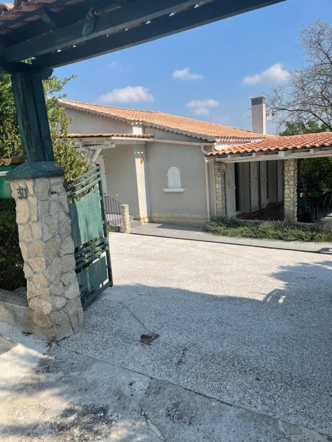 Villa Camille Céreste 외부 사진